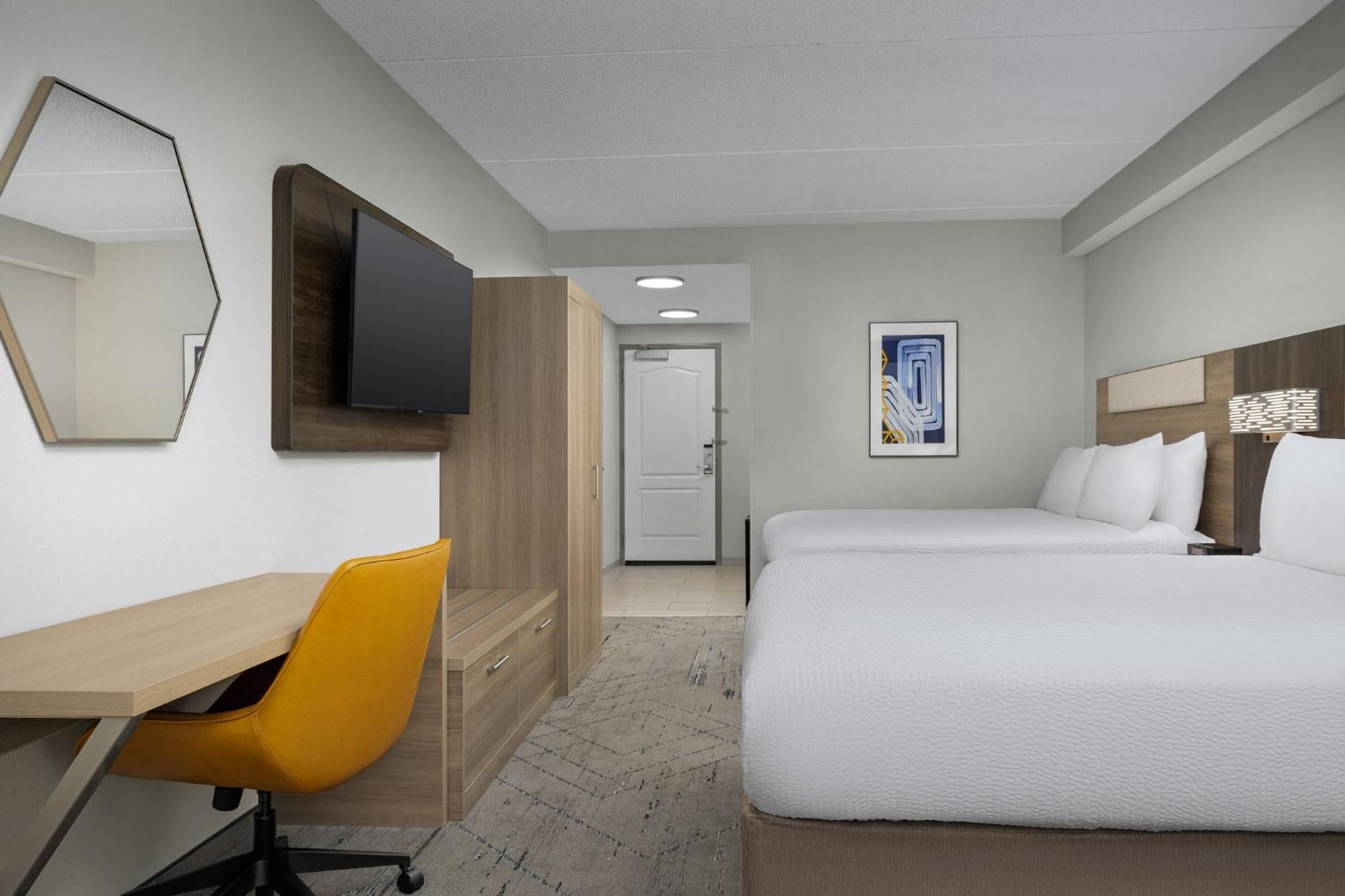 Holiday Inn Express Hotel & Suites Greensboro - Airport Area By Ihg Exterior foto