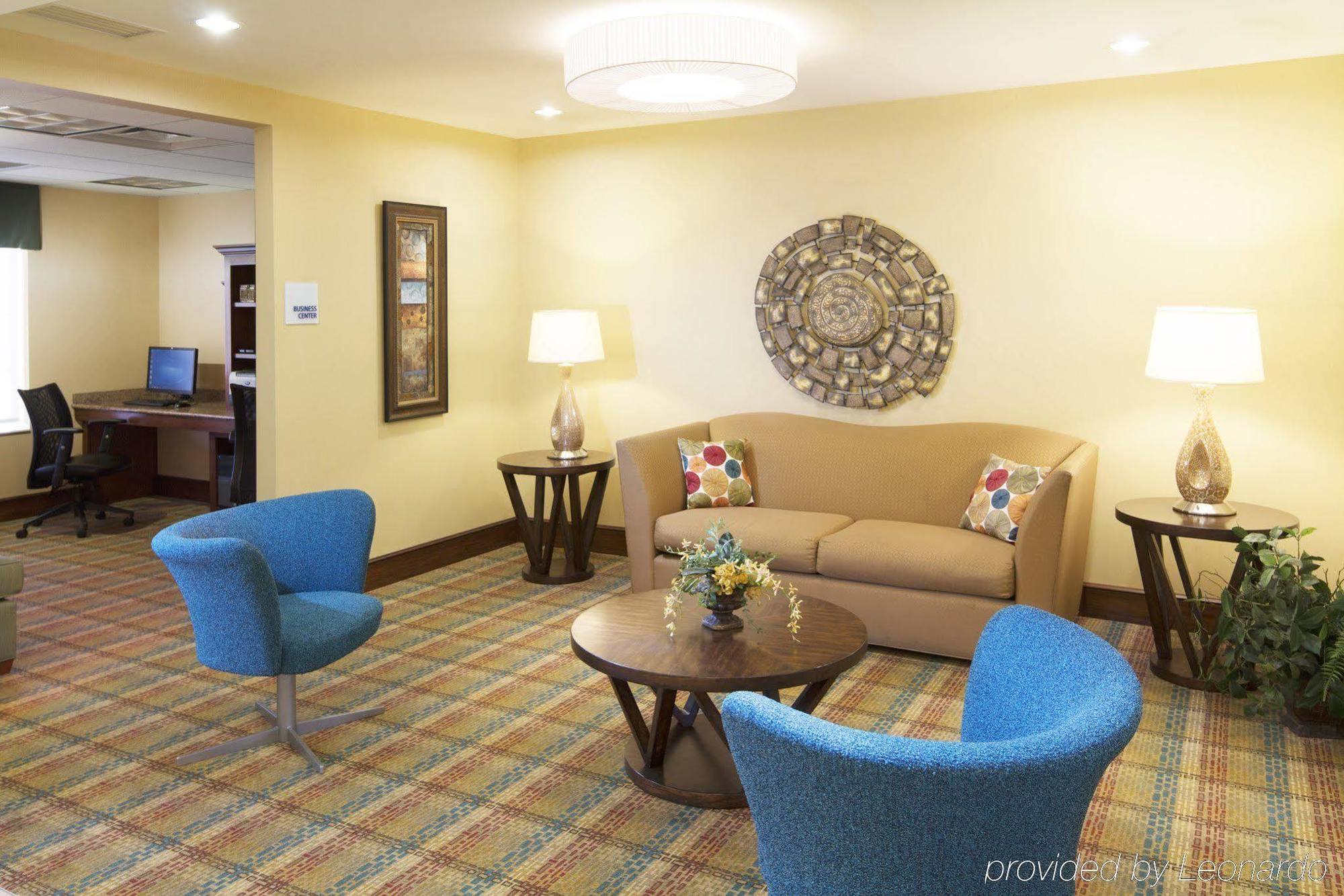 Holiday Inn Express Hotel & Suites Greensboro - Airport Area By Ihg Exterior foto